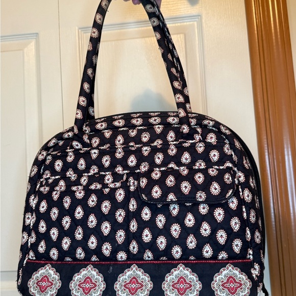 Vera Bradley Handbags - Vera Bradley Classic Black Multi-Compartment Bag - EUC
